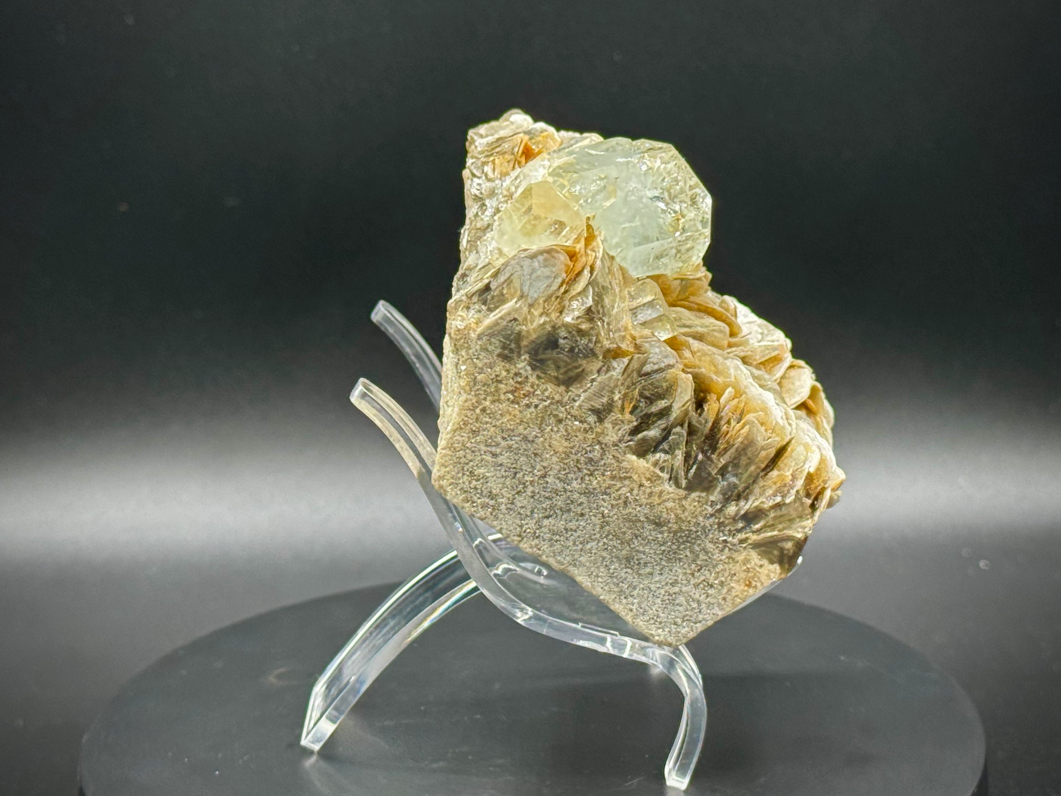 Beautiful Aquamarine with Mica Cluster from Pakistan, Top Grade, A++ Quality - The Celestial Boutique