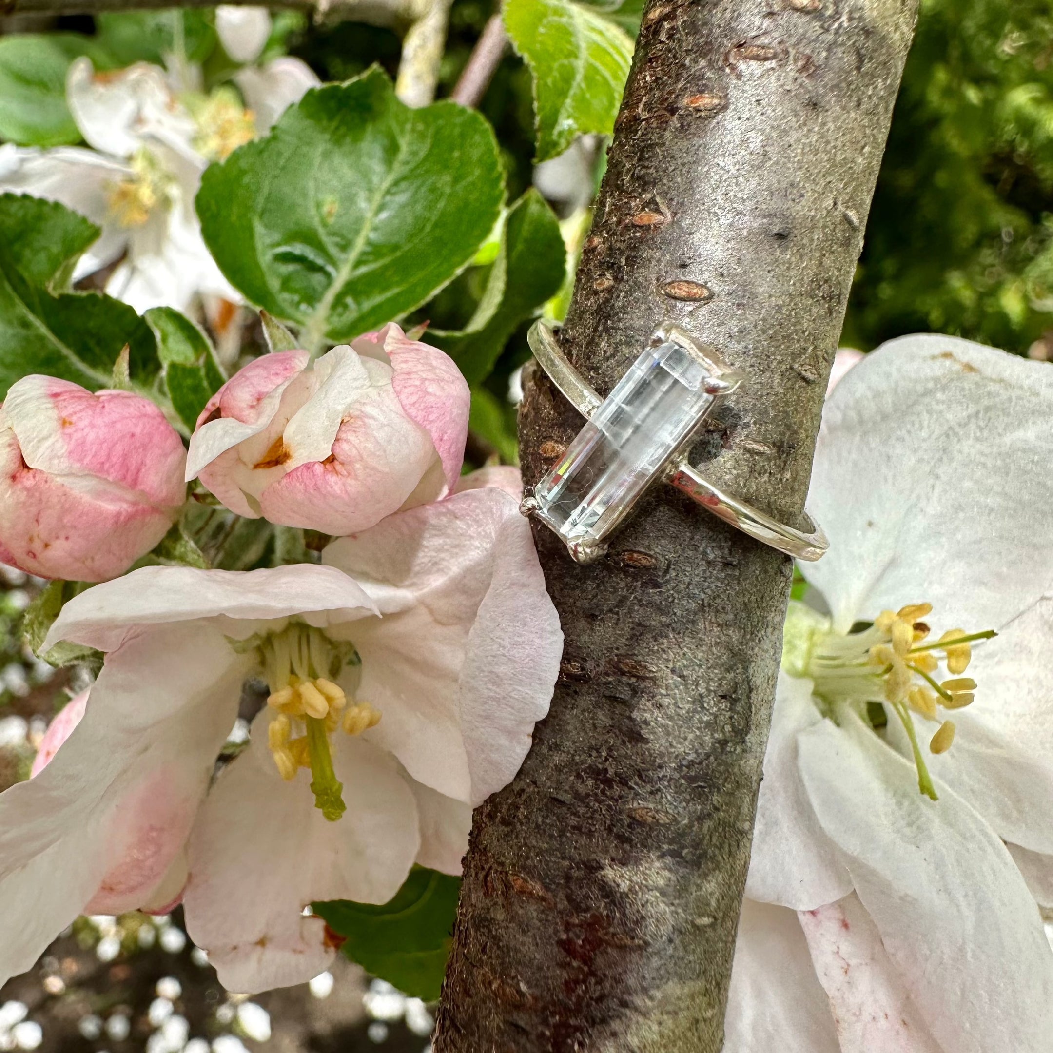 Aquamarine Faceted Sterling Silver .925 Ring, Beautiful and Authentic! Size 8.5 - The Celestial Boutique