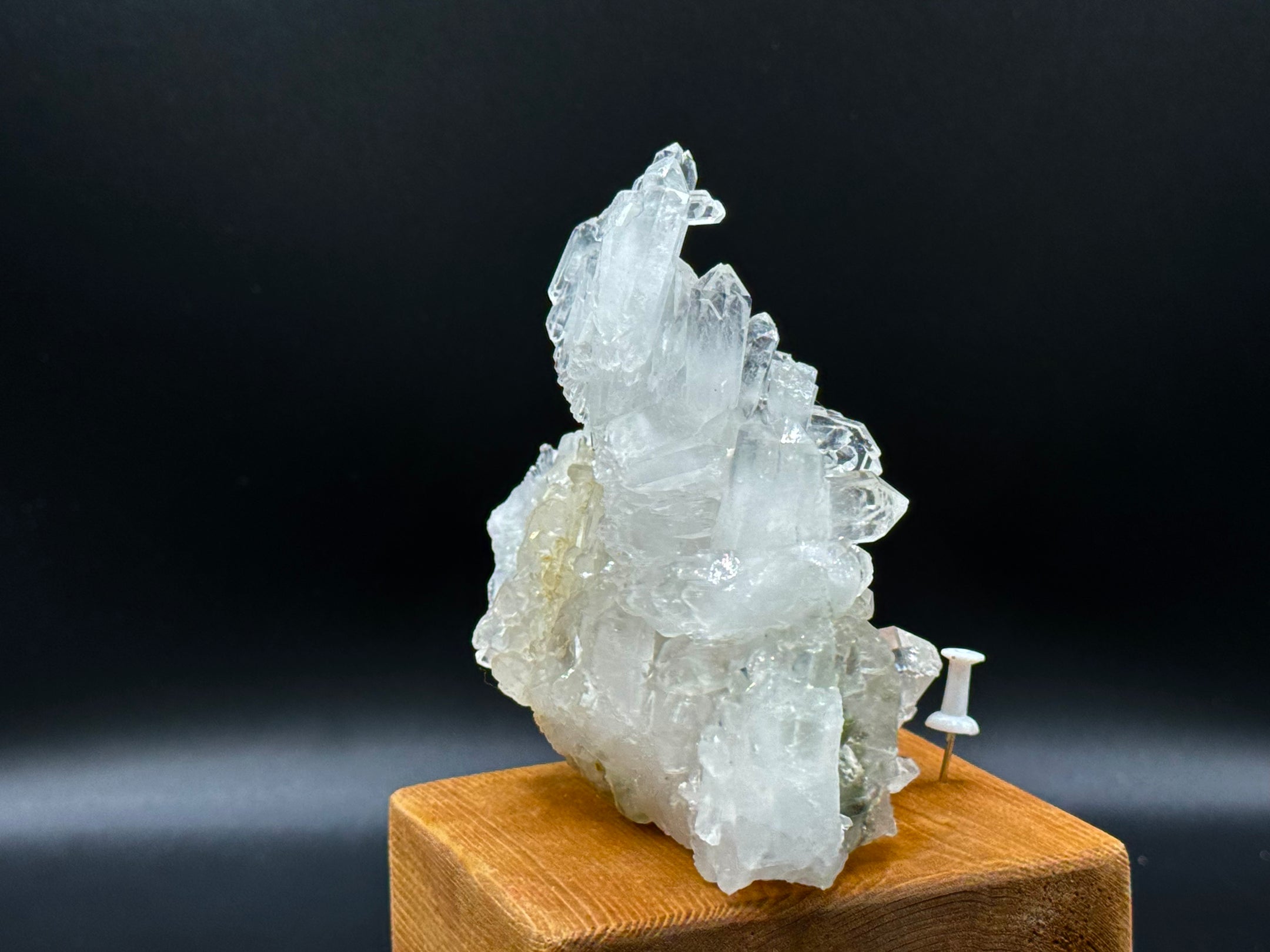 Clear Quartz Cluster from Pakistan, Beautiful Inclusions, Top Grade, A+++ Quality - The Celestial Boutique