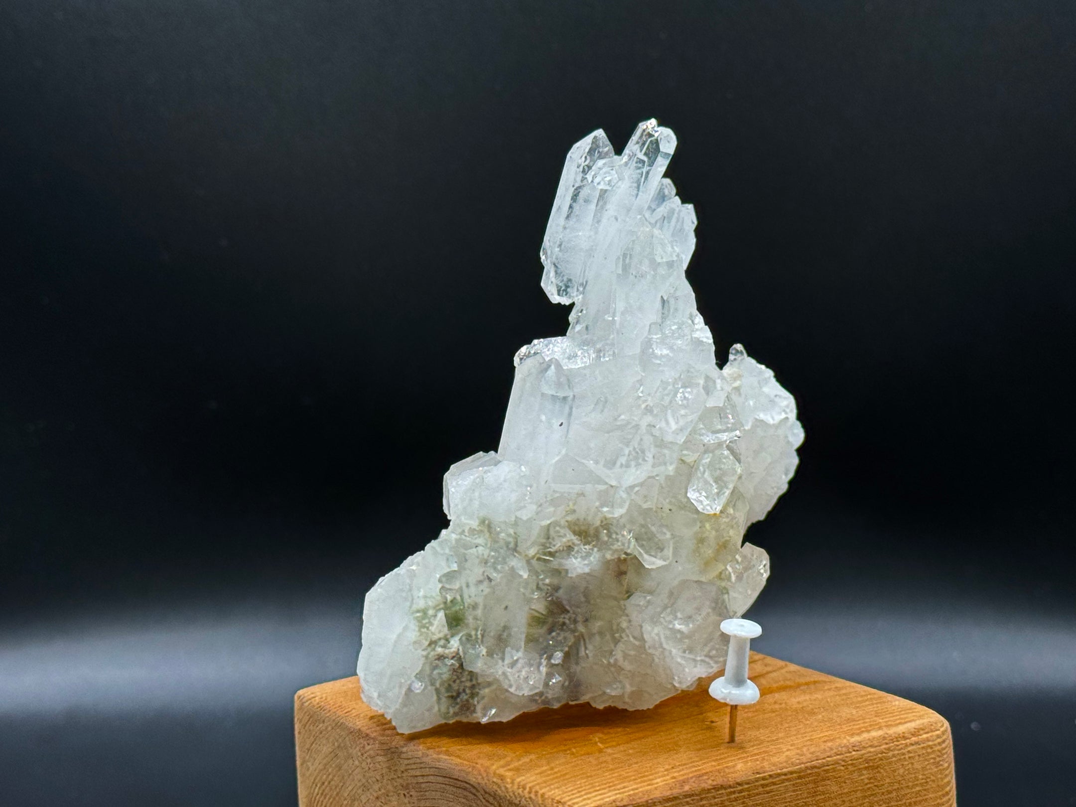 Clear Quartz Cluster from Pakistan, Beautiful Inclusions, Top Grade, A+++ Quality - The Celestial Boutique