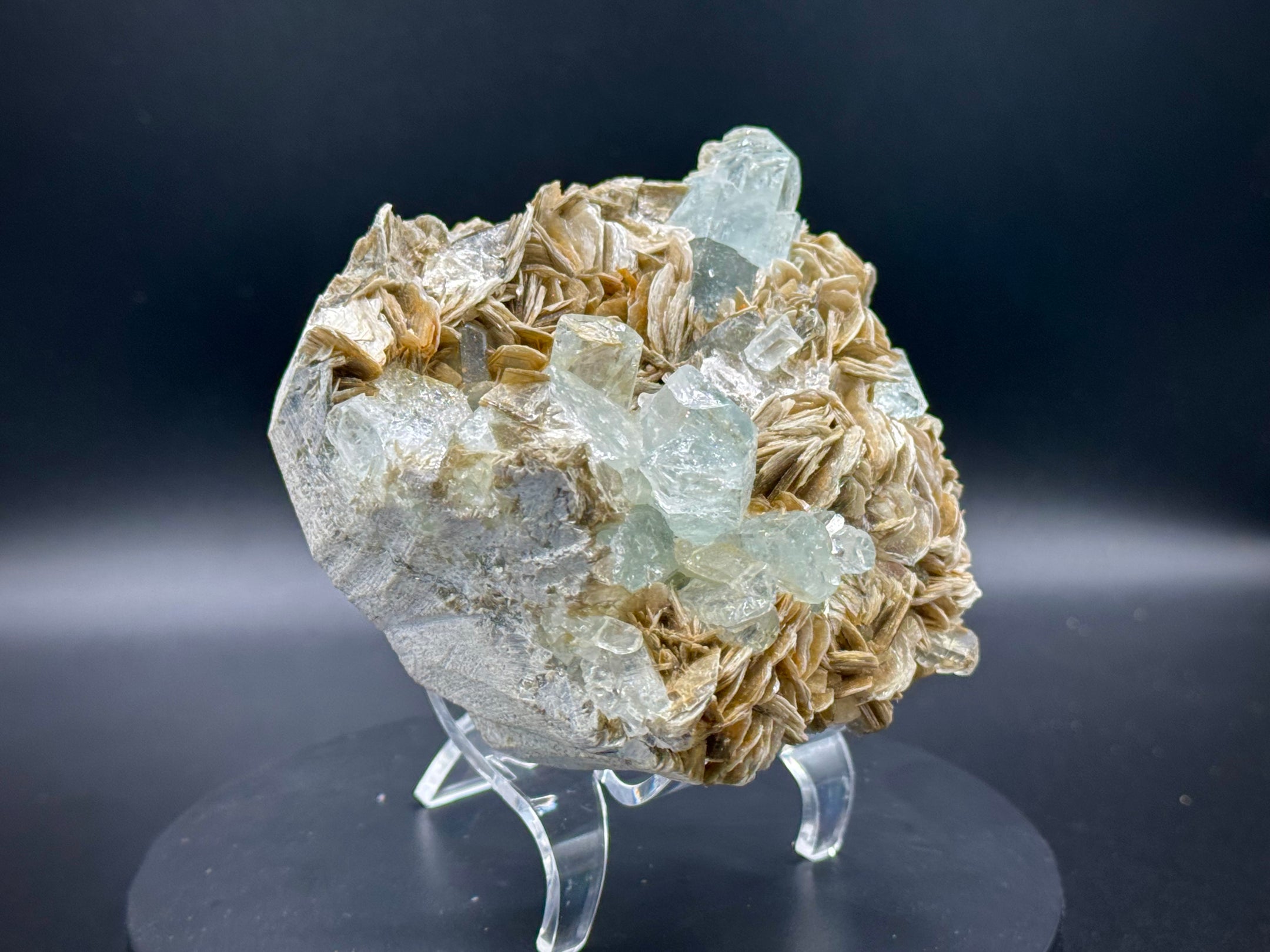 Beautiful Aquamarine with Mica Cluster from Pakistan, Top Grade, A++ Quality - The Celestial Boutique