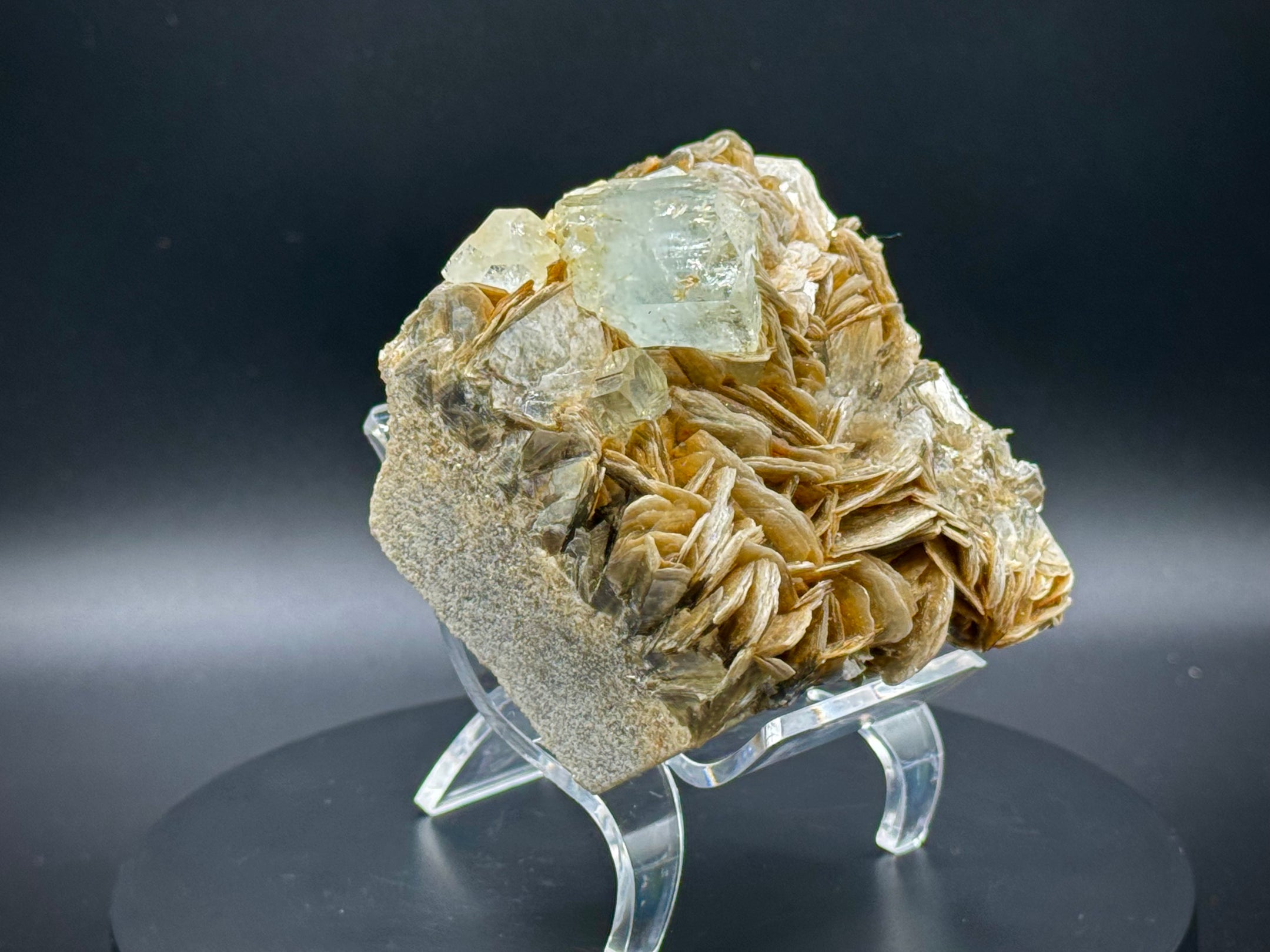 Beautiful Aquamarine with Mica Cluster from Pakistan, Top Grade, A++ Quality - The Celestial Boutique