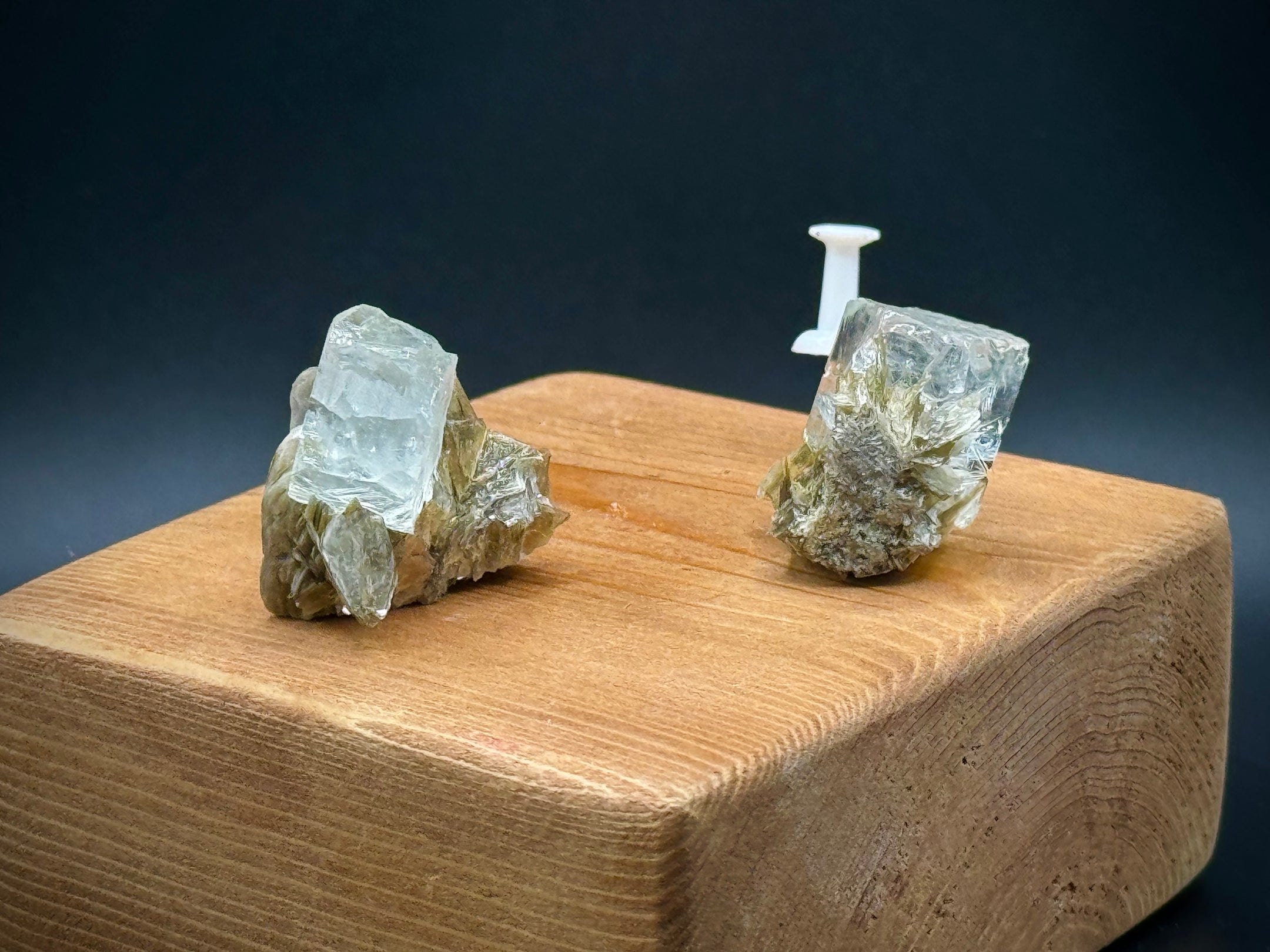 Beautiful Aquamarine with Mica Pair (Twins) from Pakistan, Top Grade, A++ - The Celestial Boutique