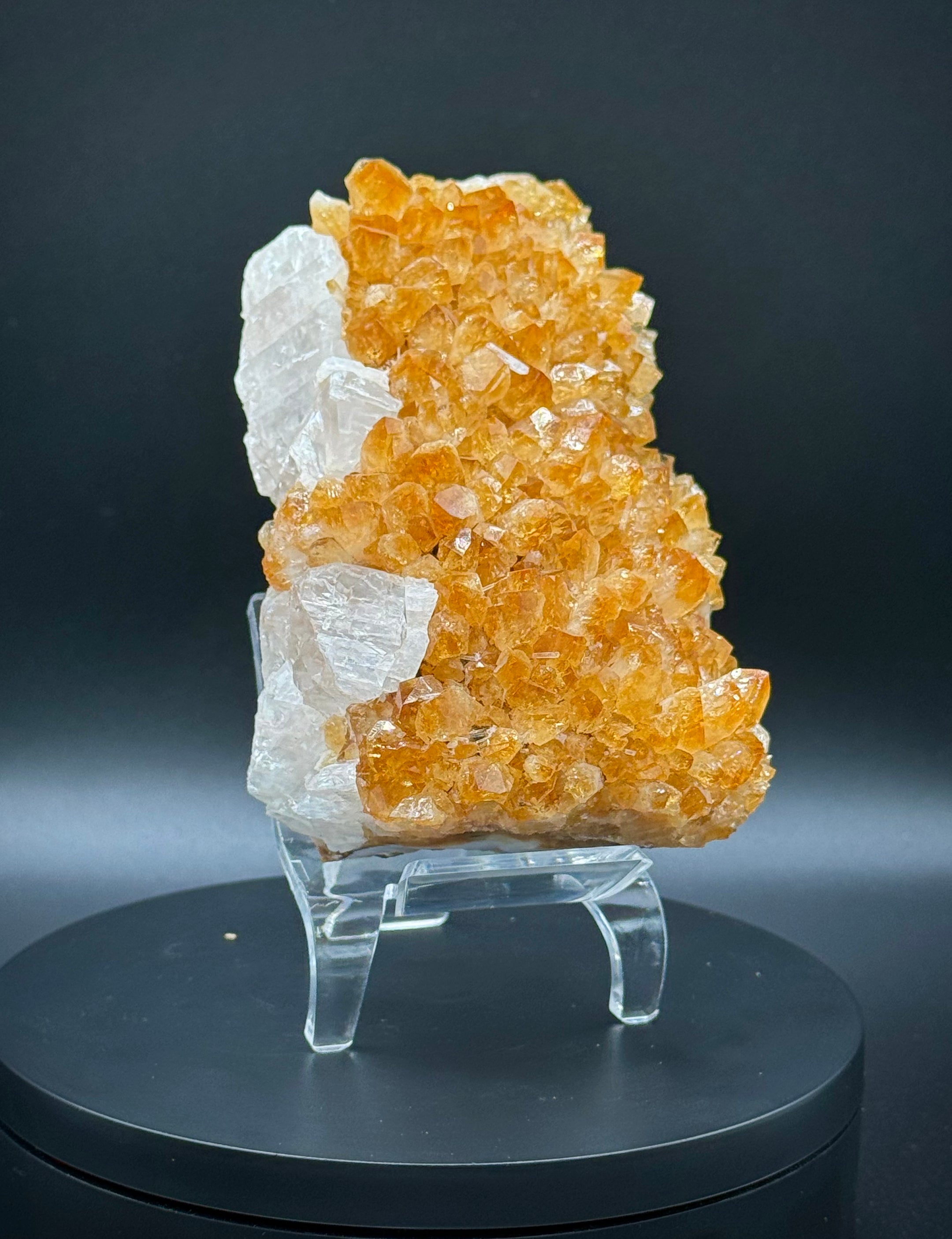 Belle grande grappe de citrines avec inclusion de quartz du Brésil, 797 grammes, qualité A+++ super extra, traitée thermiquement