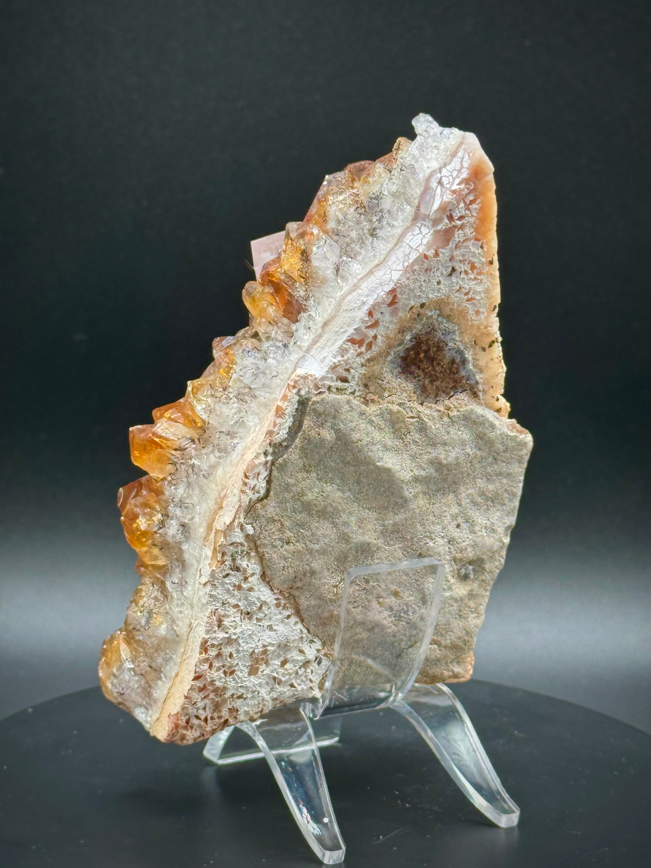 Beautiful Citrine Cluster from Brazil, 406 Grams, A+++ Super Extra Quality, Heat Treated - The Celestial Boutique