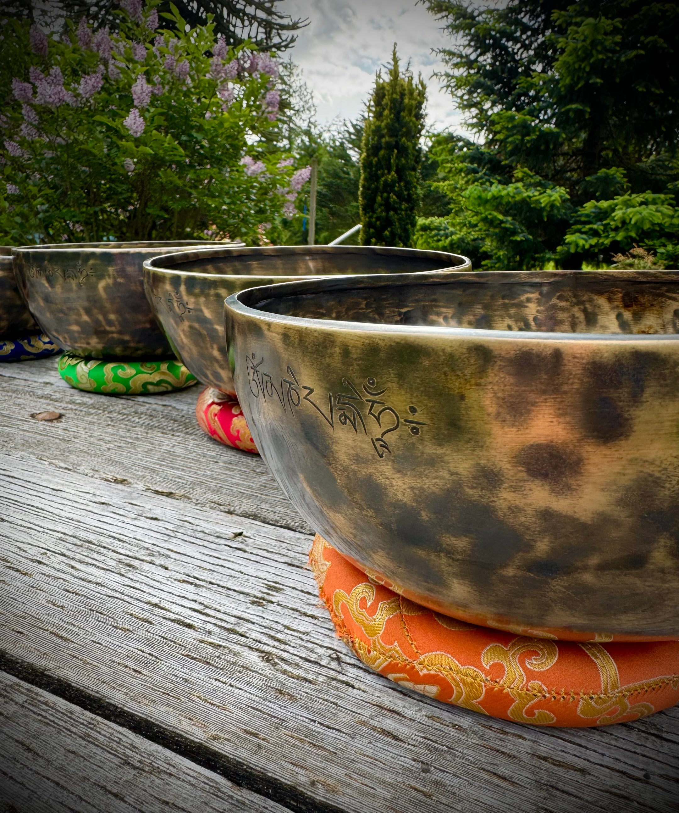 Seven Chakra Tibetan Full Moon Singing Bowls - 7 Bowl Set - Imported from Nepal - Authentic, Top Quality, Hand Hammered - The Celestial Boutique