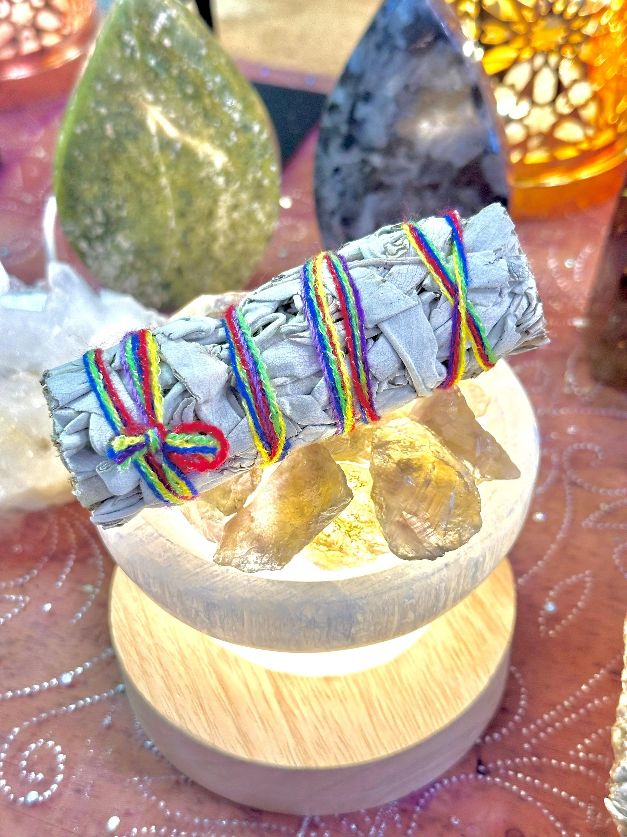 Organic Premium California White Sage Bundles - 4 Inch - Combine shipping for Multiples - Aromatherapy - Cleansing - Energy Bath - The Celestial Boutique